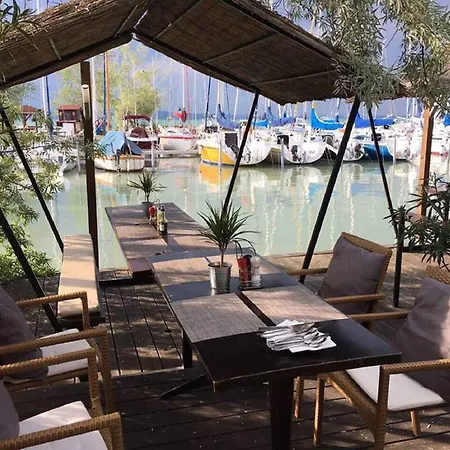 With Pool In Siofok-balaton 54764